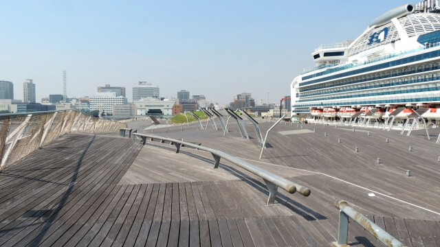 横浜港 大さん橋国際客船ターミナル